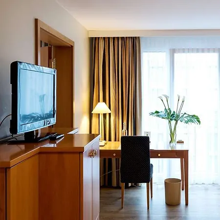 Relexa Stuttgarter Hof 4* Berlín
