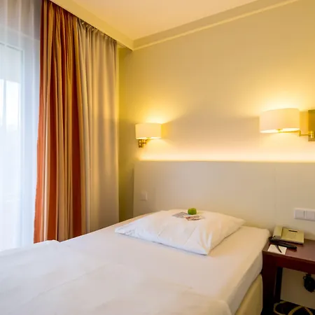 Relexa Stuttgarter Hof Hotell 4*